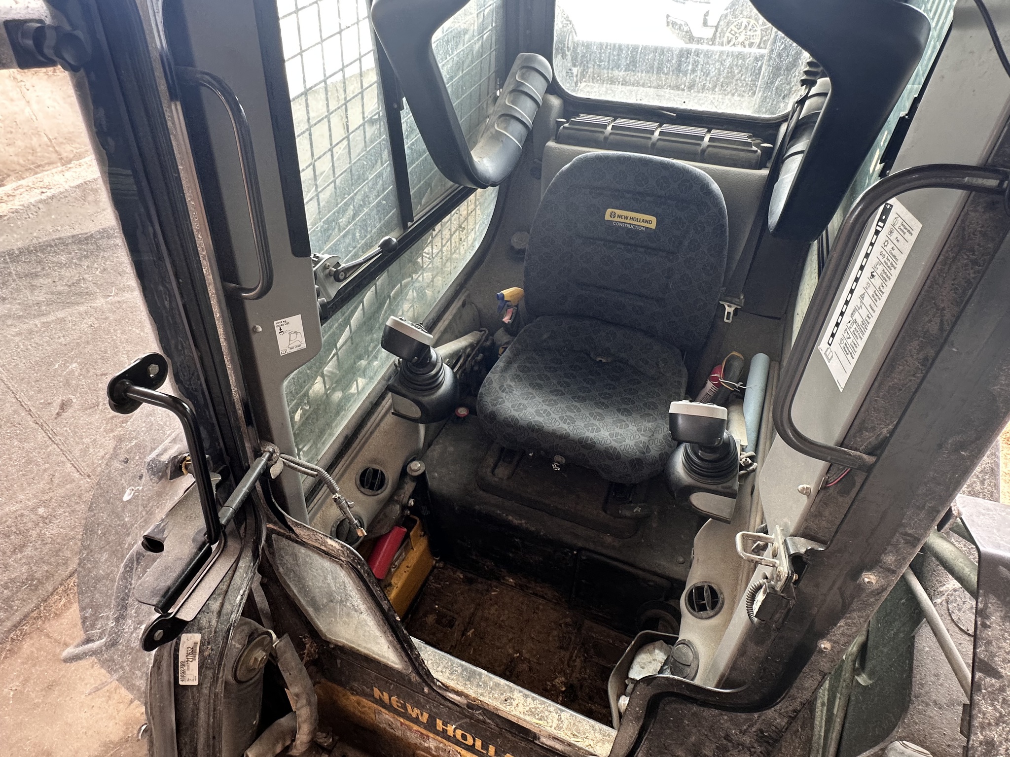 2012 New Holland C232 Image 5