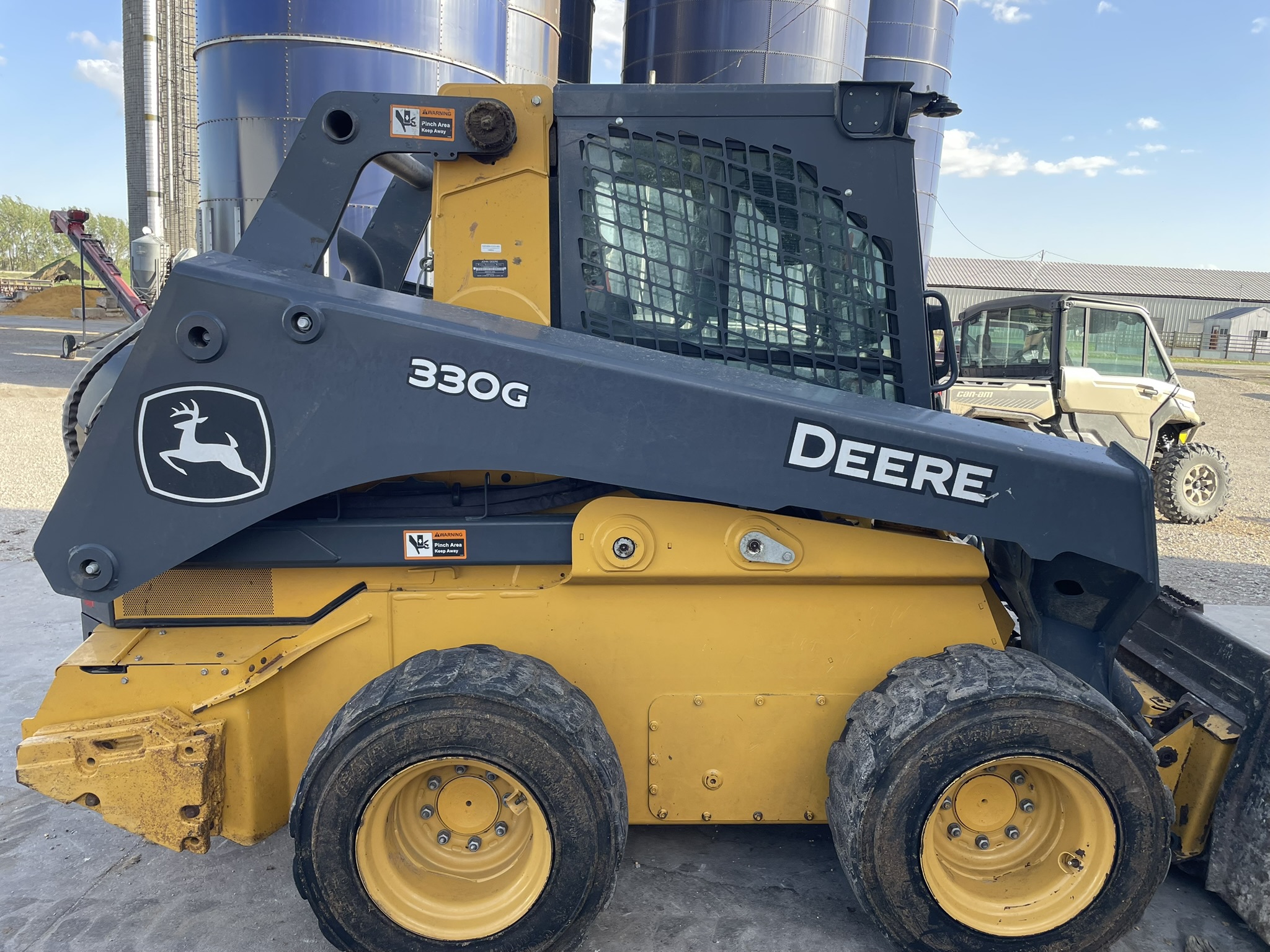 2022 John Deere 330G Image 1