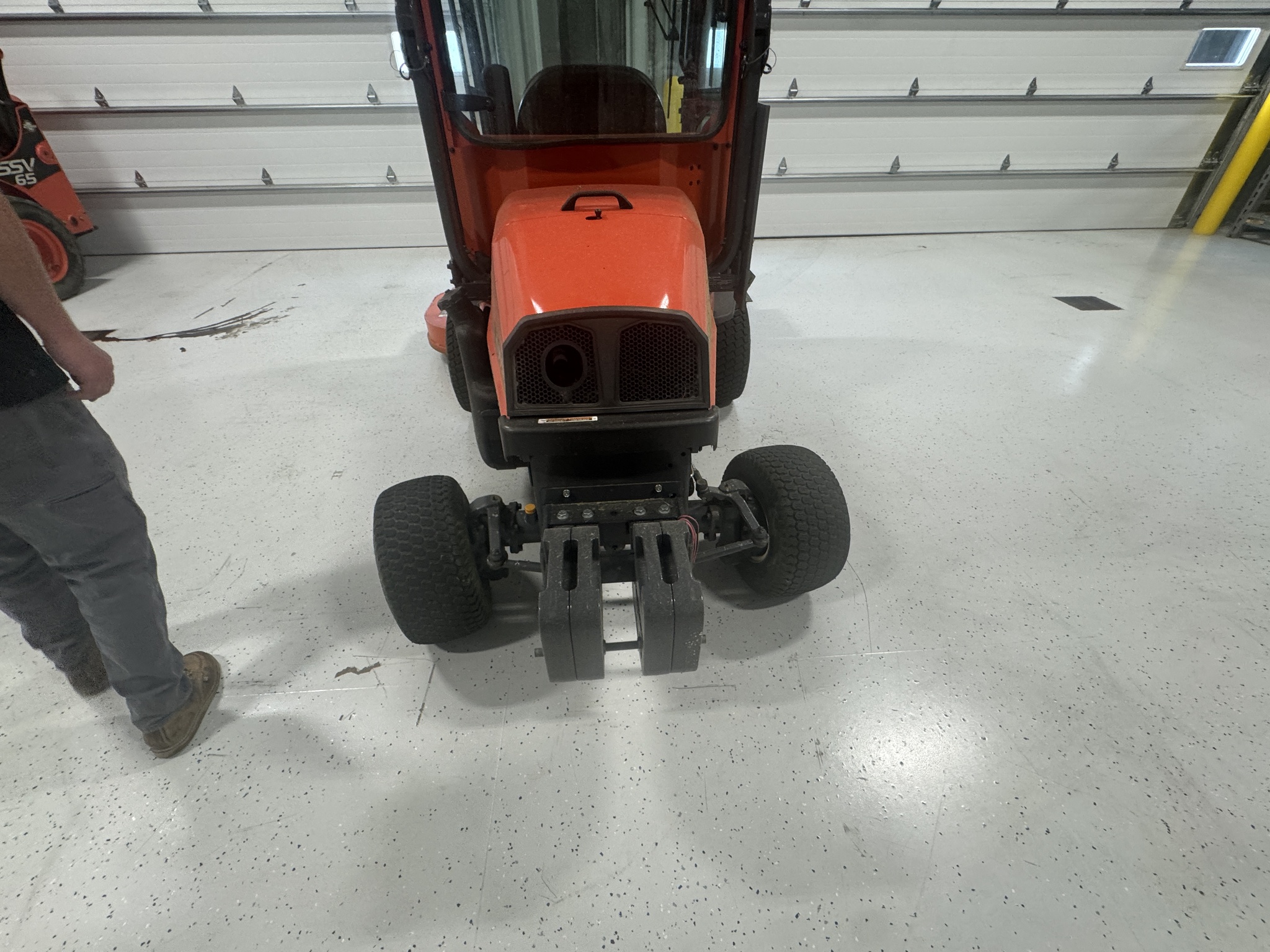 2024 Kubota F2690 Image 4