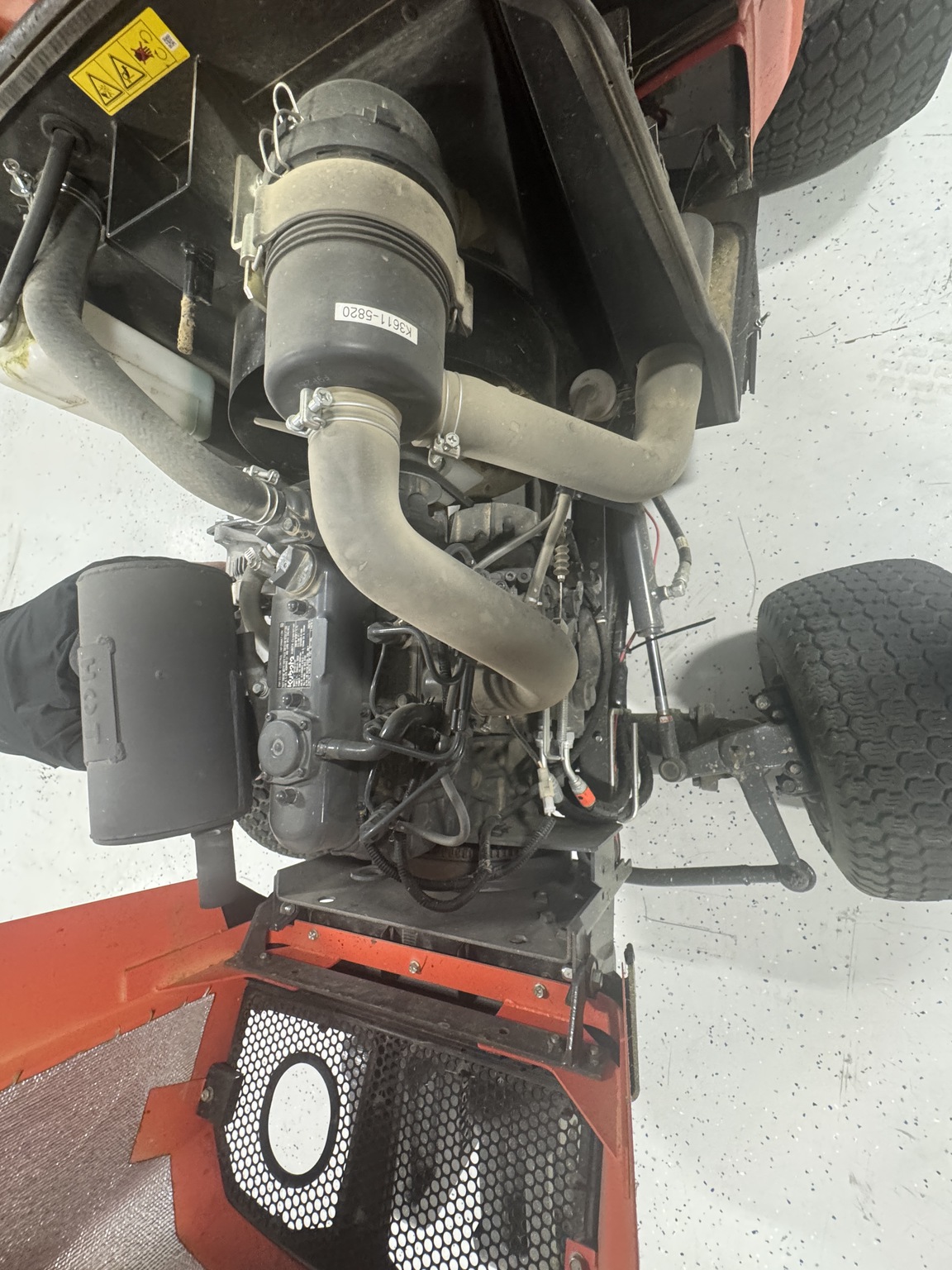 2024 Kubota F2690 Image 5
