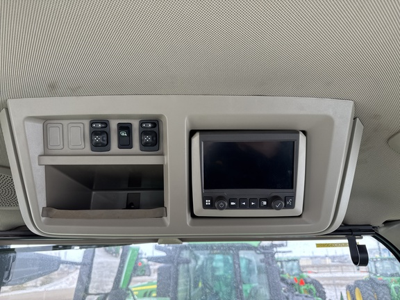 Used 2024 John Deere 9RX 640 Track Tractors at Horizon Ag & Turf in Lloydminster, AB - Photo10