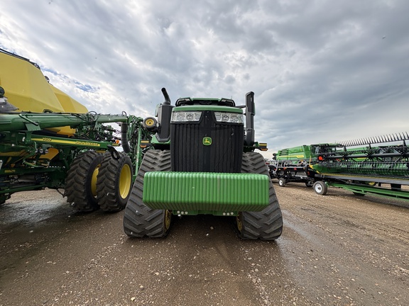 Used 2024 John Deere 9RX 640 Track Tractors at Horizon Ag & Turf in Vermilion, AB - Photo6
