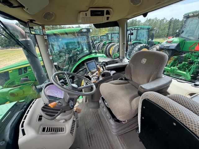 2020 John Deere 6145R Image 5