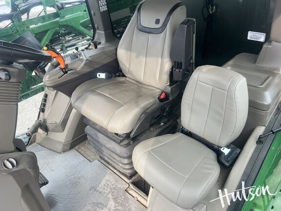 Photo of 2025 John Deere 410R