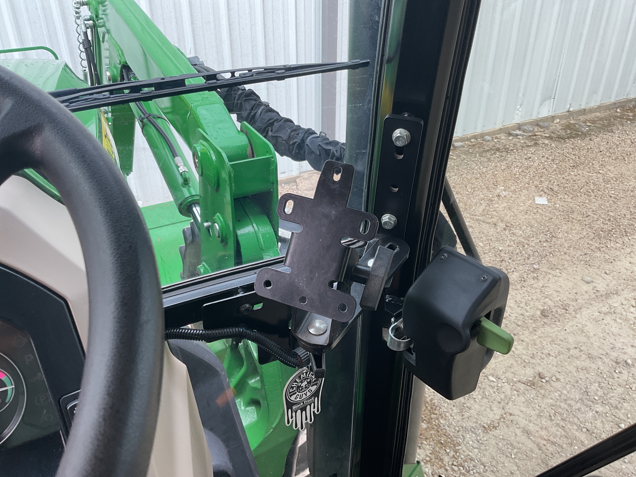 2023 John Deere 6120E Image 16