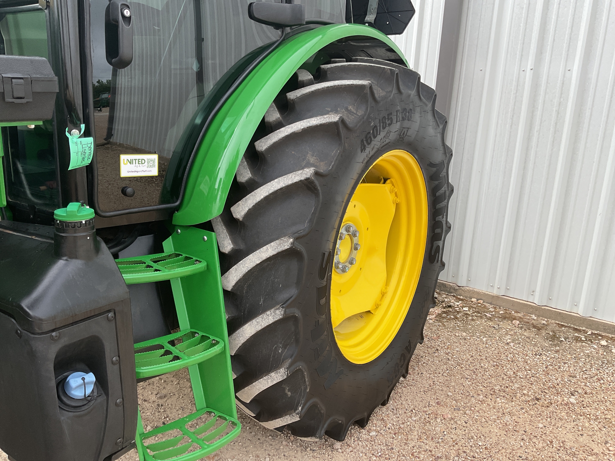 2023 John Deere 6120E Image 18