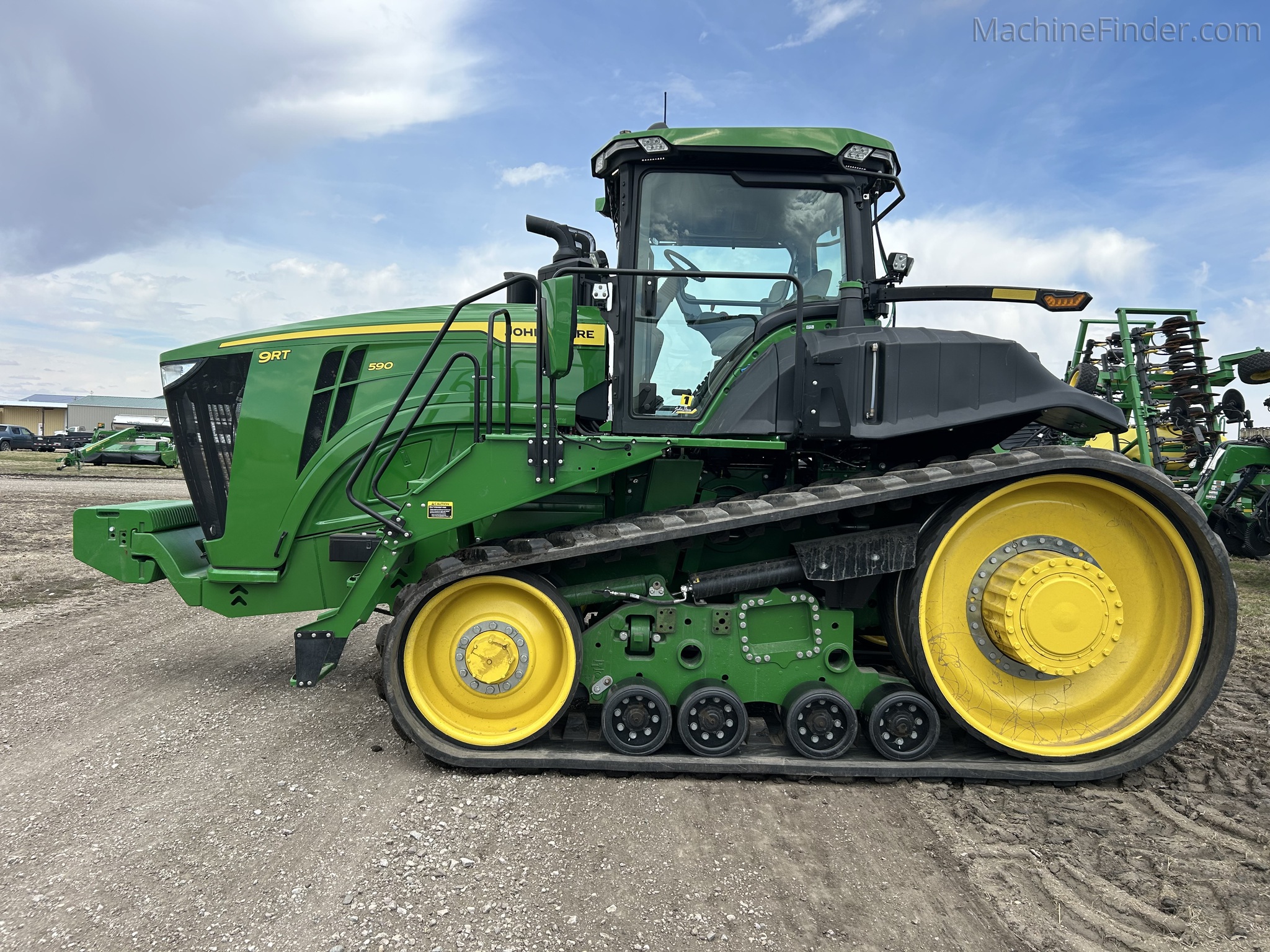 2025 John Deere 9RT 590 | Track Tractors | MachineFinder