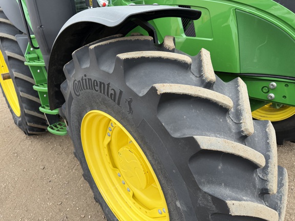 2025 John Deere 6R 175 - Photo12