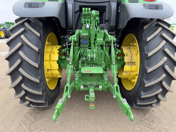 2025 John Deere 6R 175 - Photo25