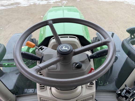 2025 John Deere 6R 175 - Photo30
