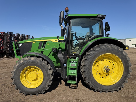 2025 John Deere 6R 175 - Photo6
