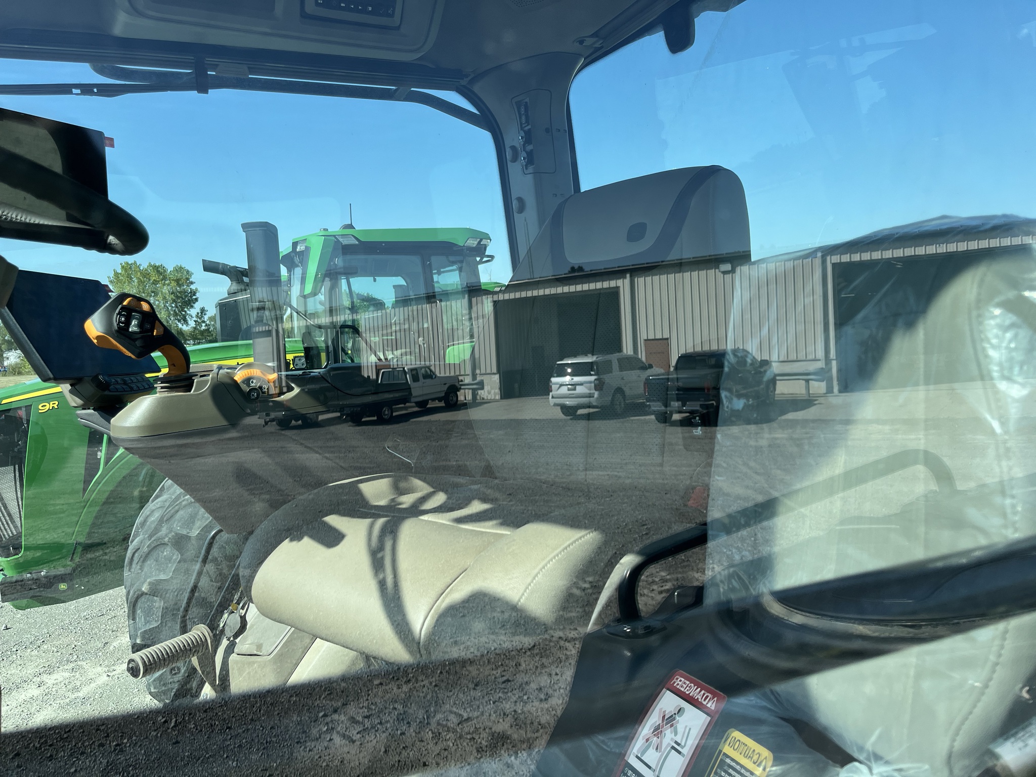 2024 John Deere 8RX 370 Image 9