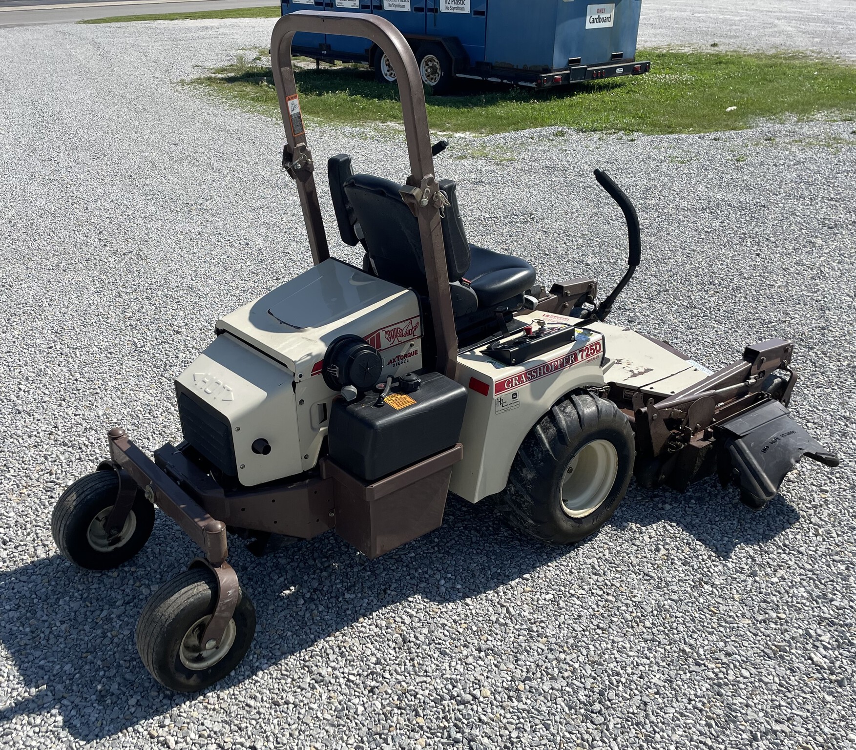 2011 Grasshopper 725DT Image 4