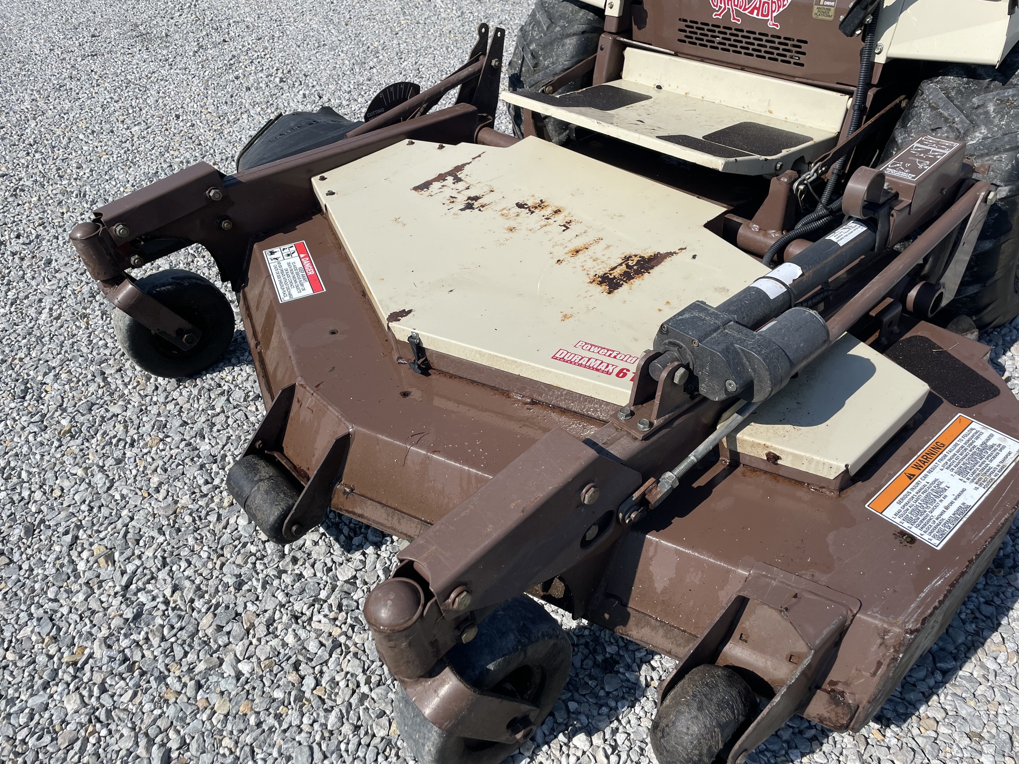 2011 Grasshopper 725DT Image 7