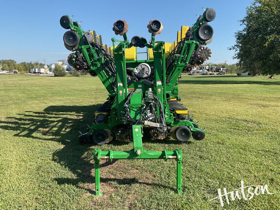 Photo of 2020 John Deere 1795