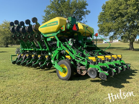 Photo of 2020 John Deere 1795