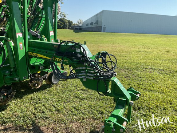Photo of 2020 John Deere 1795