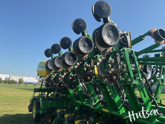 Photo of 2020 John Deere 1795