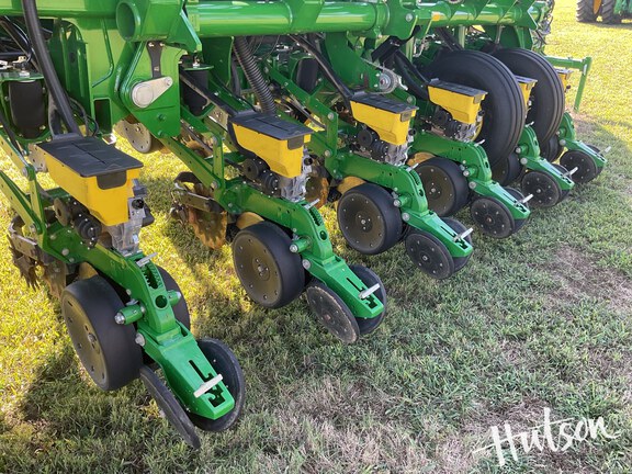 Photo of 2020 John Deere 1795