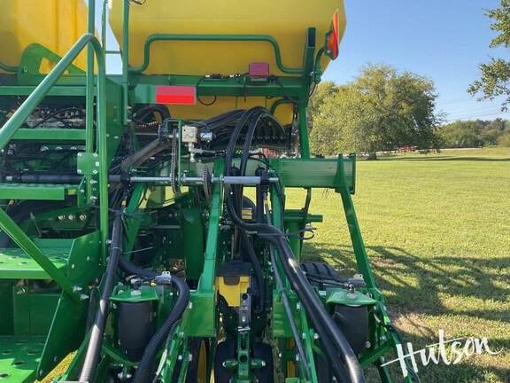 Photo of 2020 John Deere 1795