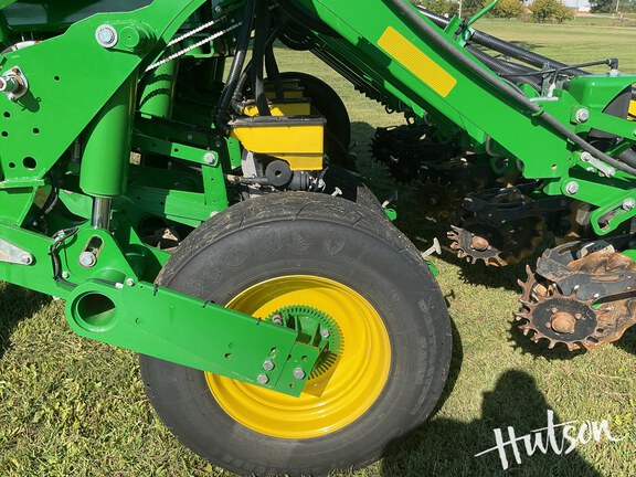 Photo of 2020 John Deere 1795