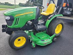 2006 John Deere 2320