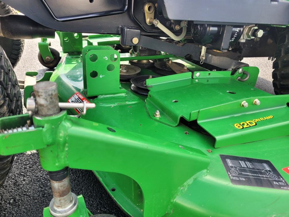 2006 John Deere 2320 Image 8