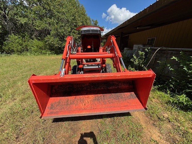2007 Kubota L2800 Image 3