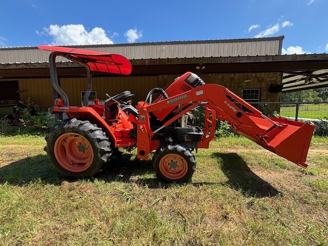 2007 Kubota L2800 Image 4