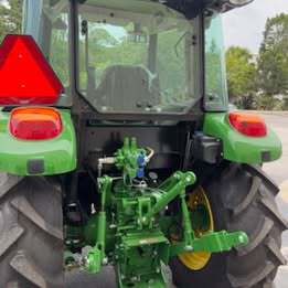 2025 John Deere 5100E Image 5