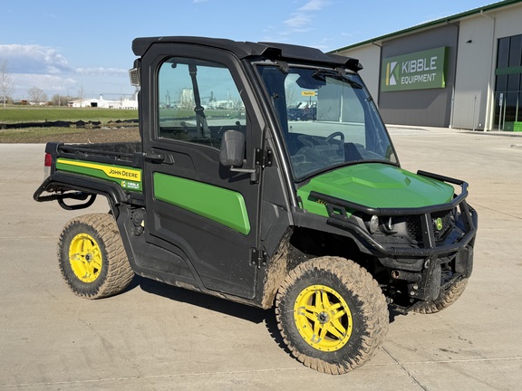  John Deere XUV 835M