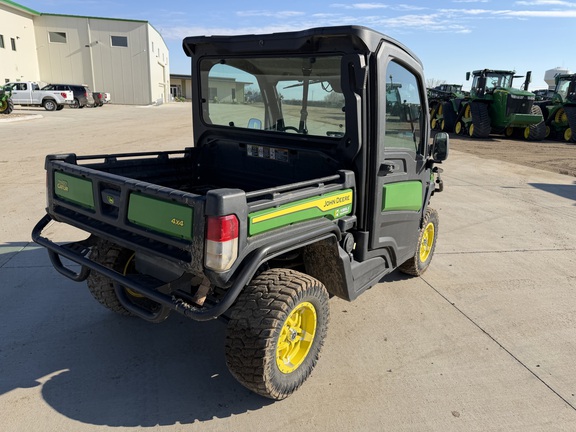 2023 John Deere XUV 835M - Photo3