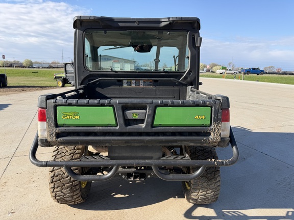 2023 John Deere XUV 835M - Photo4