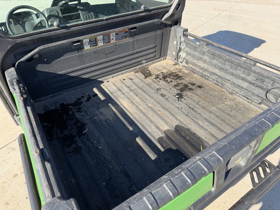 2023 John Deere XUV 835M - Photo15