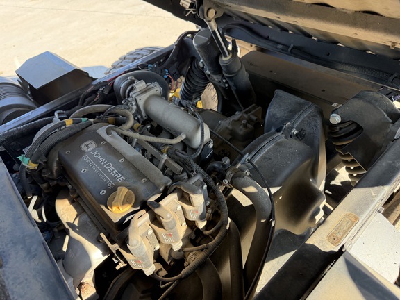 2023 John Deere XUV 835M - Photo18