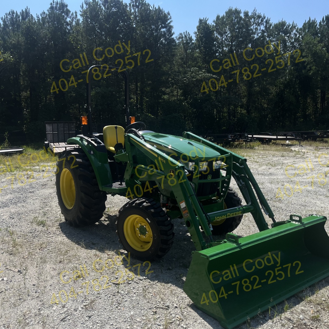 2025 John Deere 4044M Image 5
