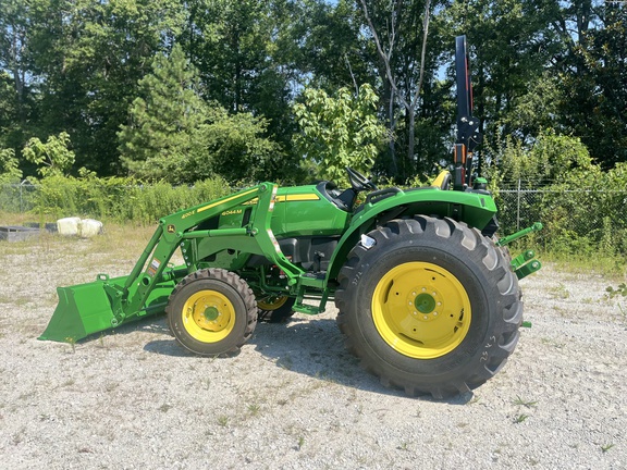 2026 John Deere 4044M-2