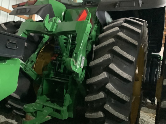 2025 John-Deere 8R 280