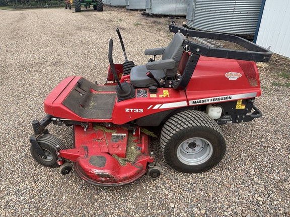 Massey Ferguson ZT33