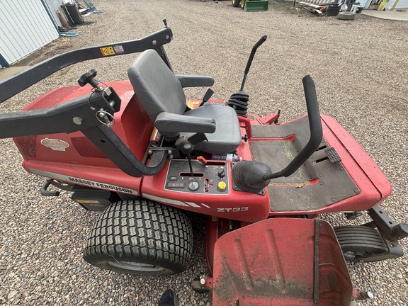 Used 2013 Massey Ferguson ZT33 Zero Turn Mowers at Horizon Ag & Turf in Vermilion, AB - Photo3
