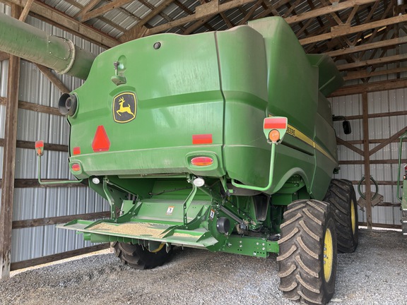 Photo of 2022 John Deere S760