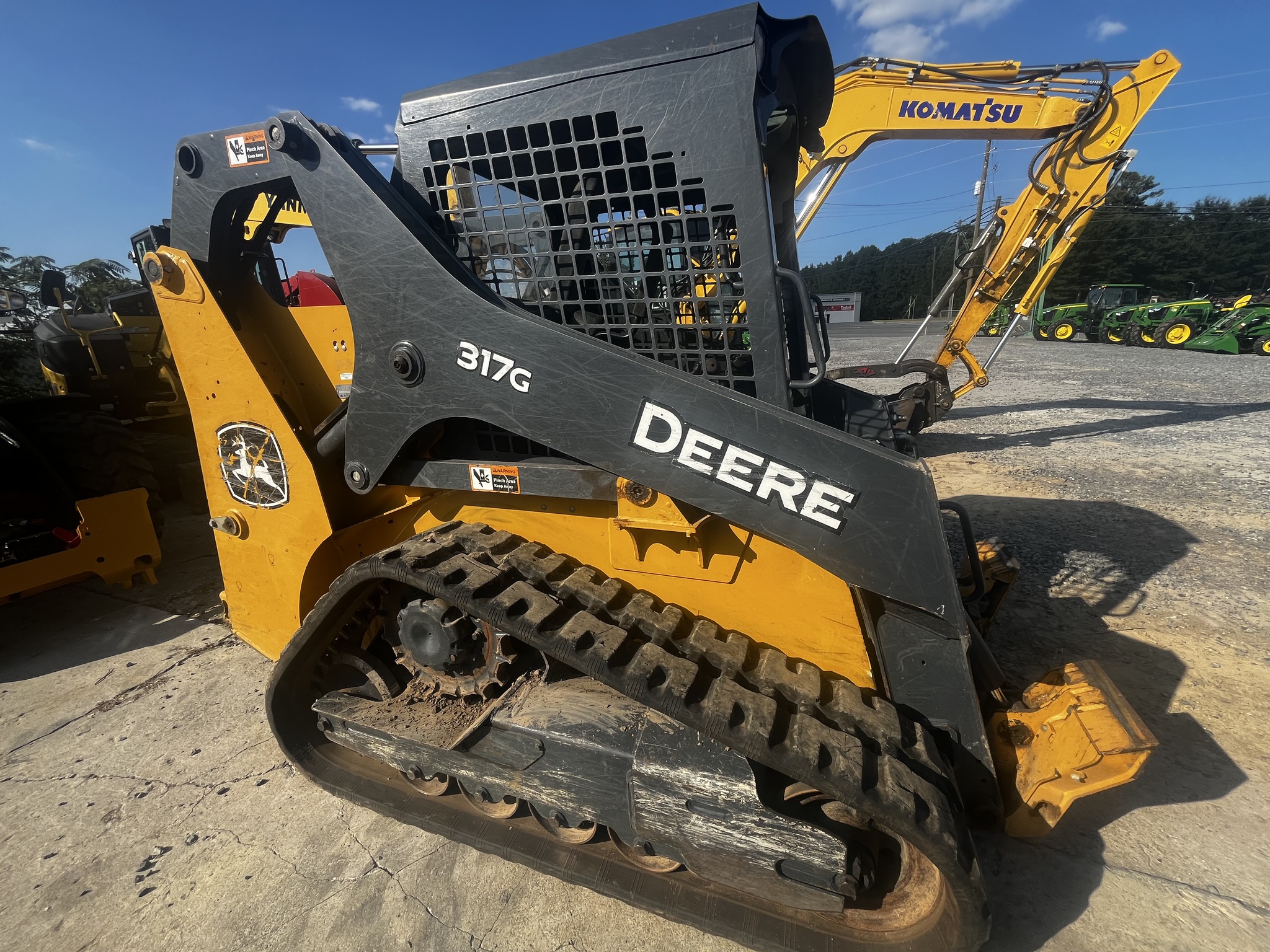 2021 John Deere 317G Image 1