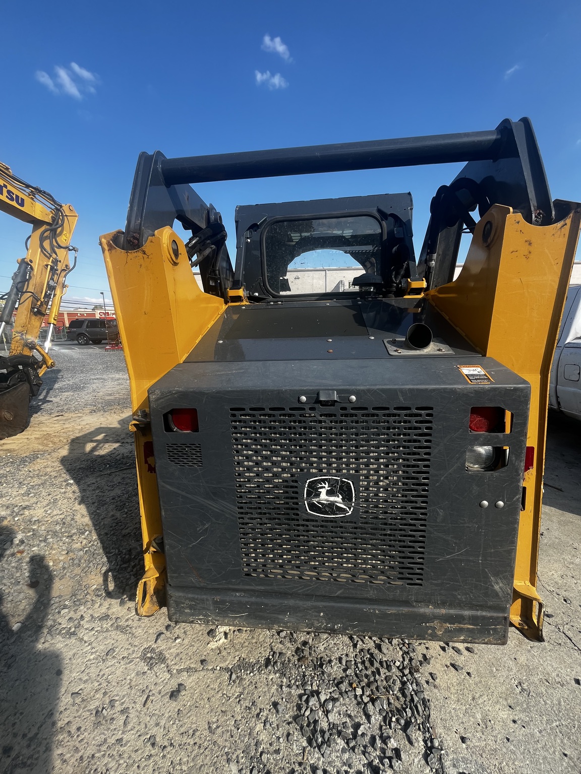2021 John Deere 317G Image 2