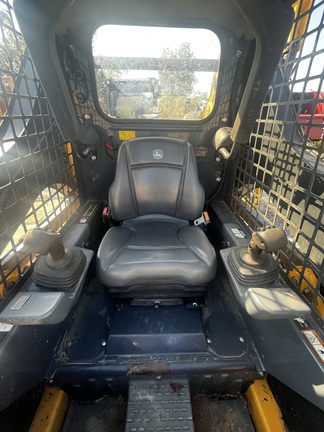 2021 John Deere 317G Picture 5 2021 John Deere 317G-5