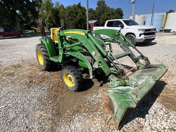 Photo of 2008 John Deere 3520
