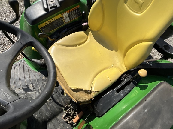 Photo of 2008 John Deere 3520