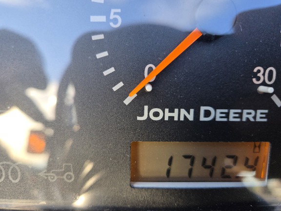 Photo of 2008 John Deere 3520