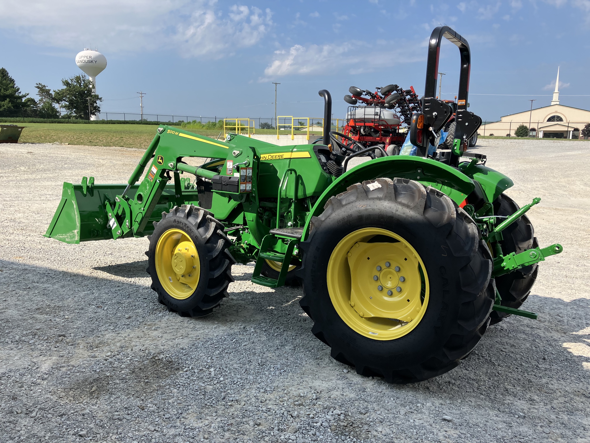 2025 John Deere 5075E Image 6
