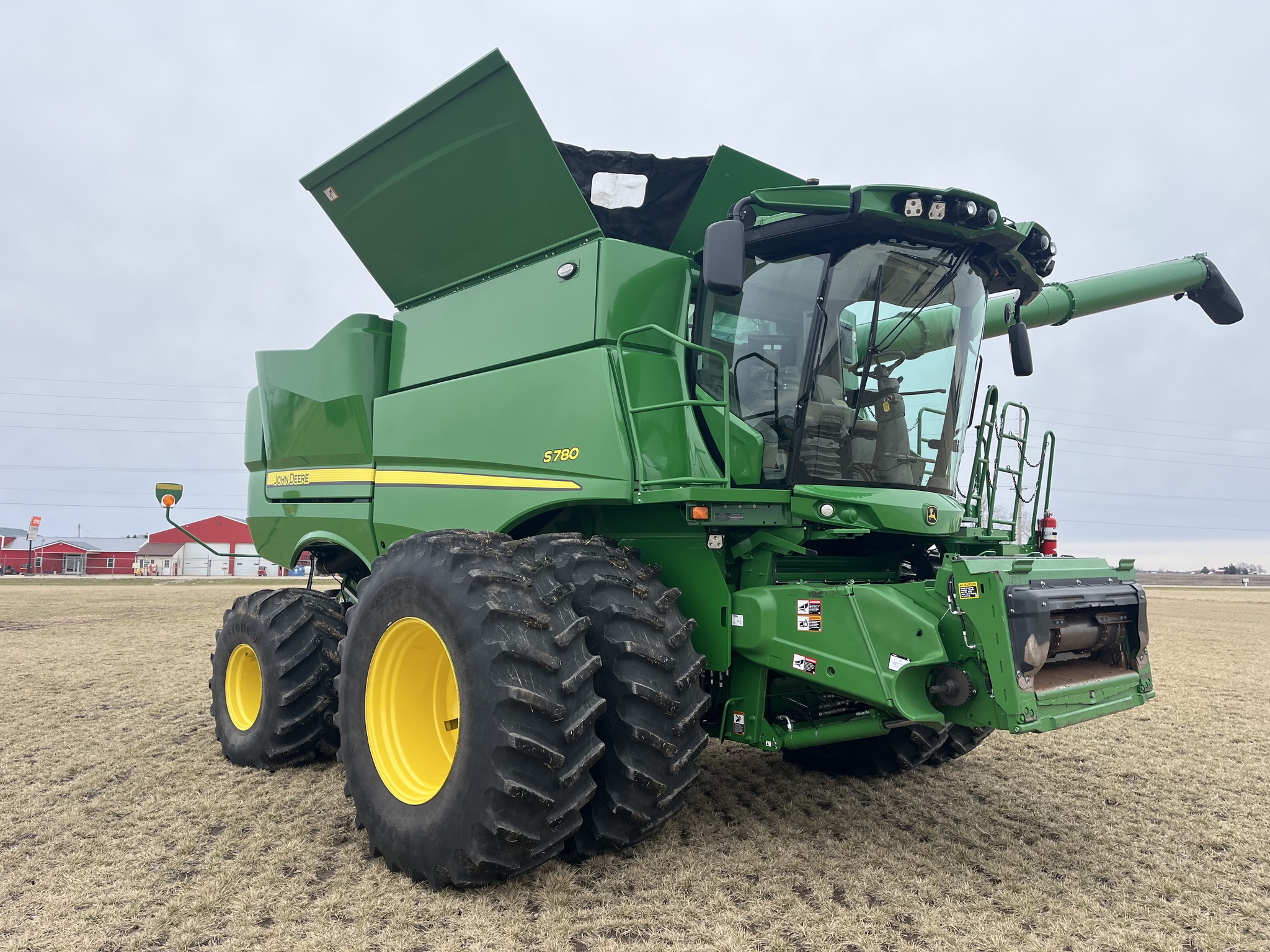  2024 John Deere S780 at Heritage Tractor in Princeton, IL