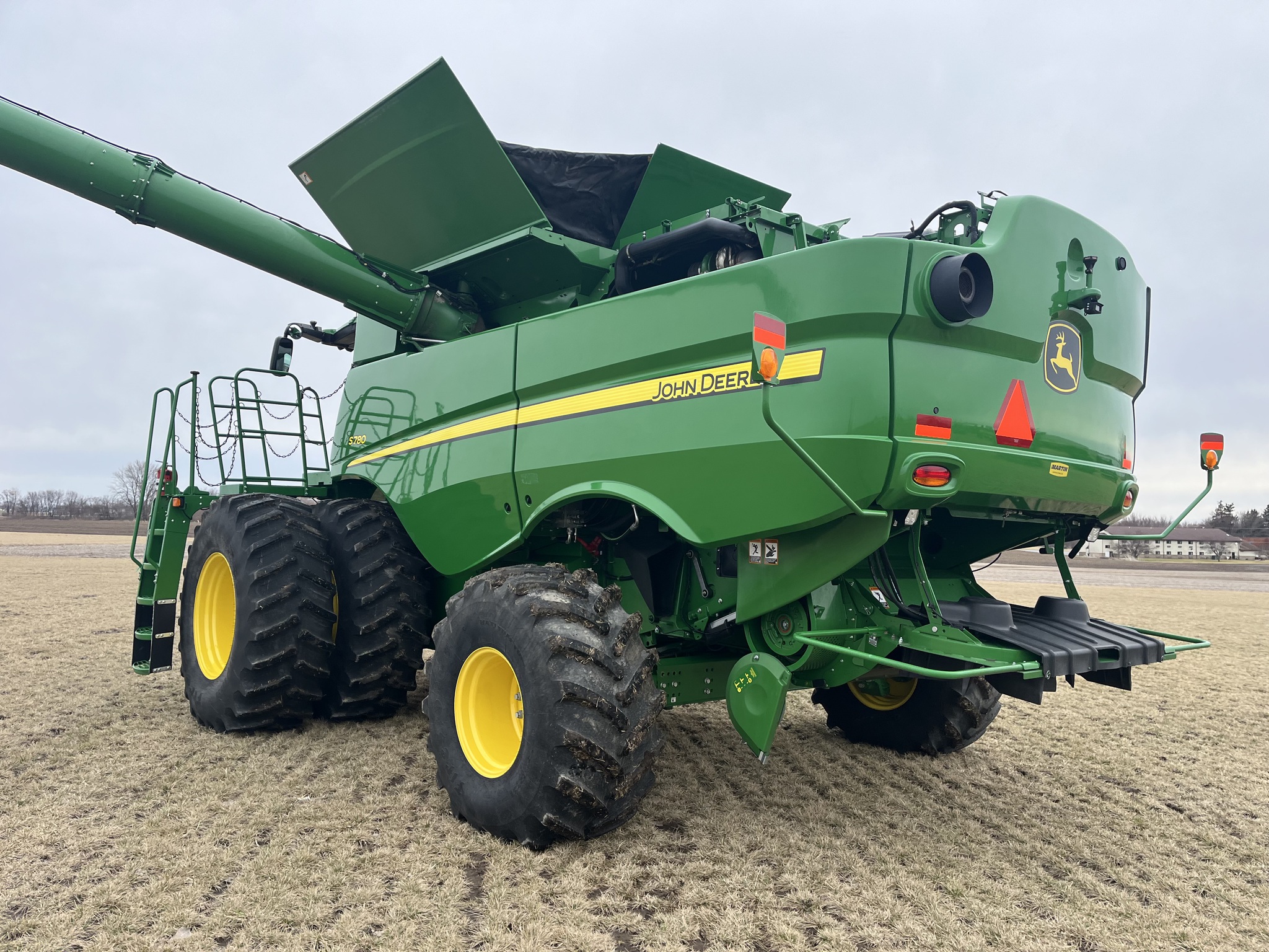  2024 John Deere S780 at Heritage Tractor in Princeton, IL